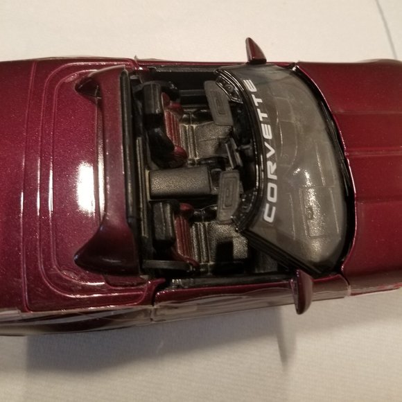 vintage Corvette 1995 Indy 500 model car - Picture 6 of 16